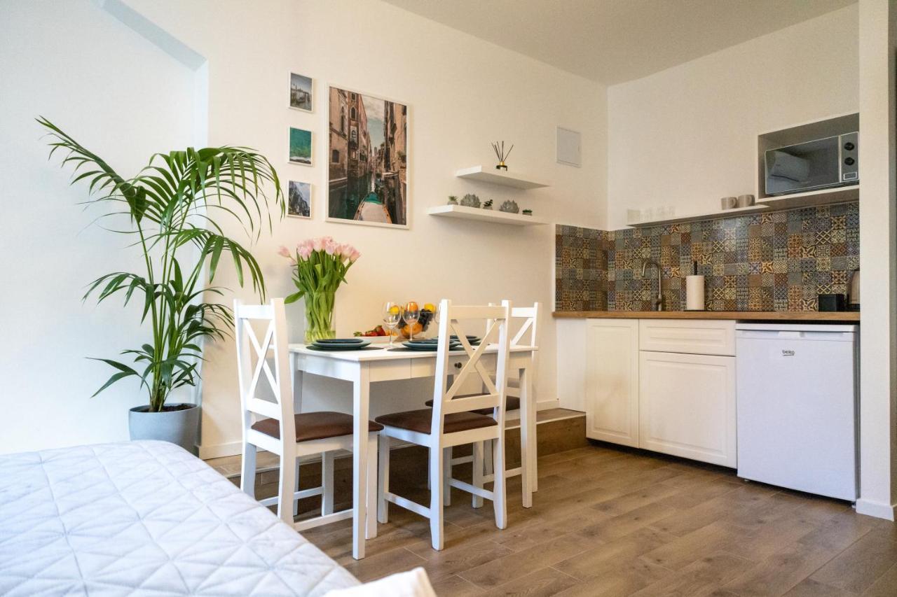 Galeria Italiana Apartments Breslavia Esterno foto